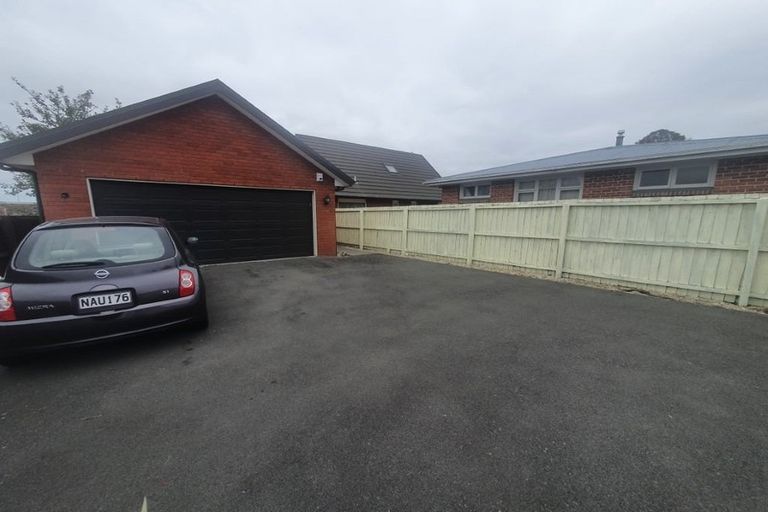 Photo of property in 18 Grimseys Road, Redwood, Christchurch, 8051