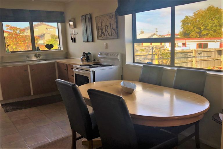 Photo of property in 2/53 James Street, Kensington, Timaru, 7910