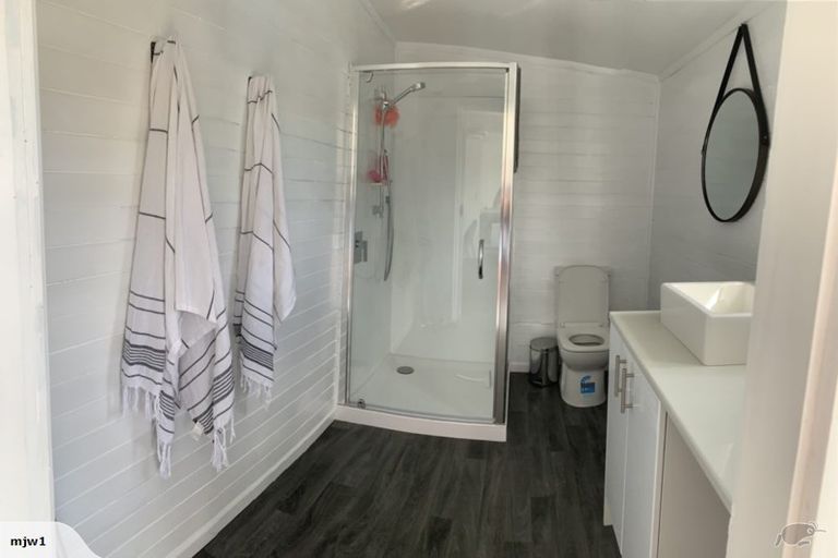 Photo of property in 145 Rangatira Drive, Mangakino, 3421