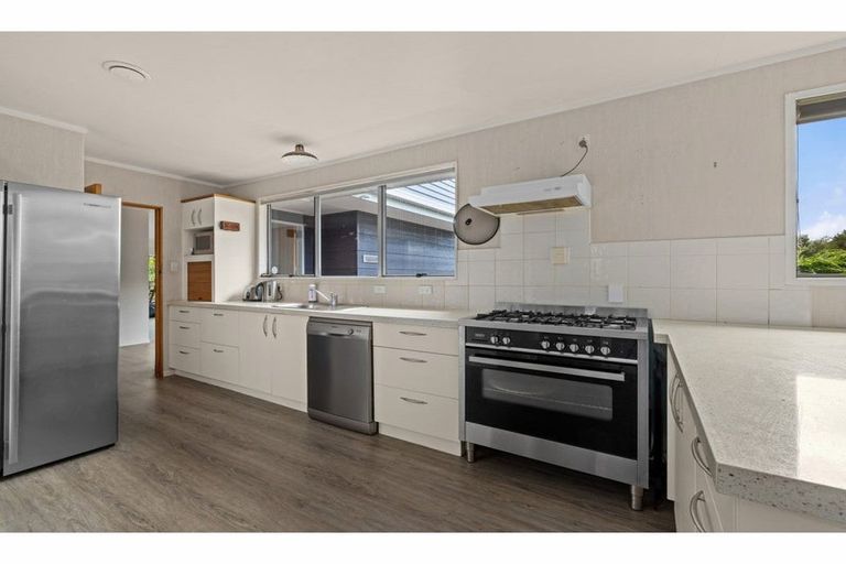 Photo of property in 84 Rangitane Loop Road, Kerikeri, 0294