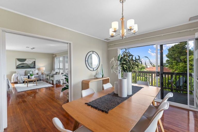 Photo of property in 10a Jaemont Avenue, Te Atatu South, Auckland, 0610