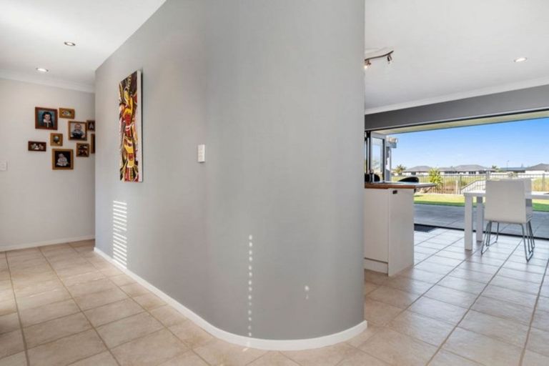 Photo of property in 5 Bree Court, Papamoa Beach, Papamoa, 3118