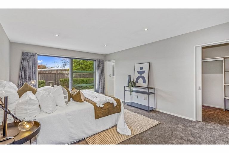 Photo of property in 12a Saint James Avenue, Papanui, Christchurch, 8053