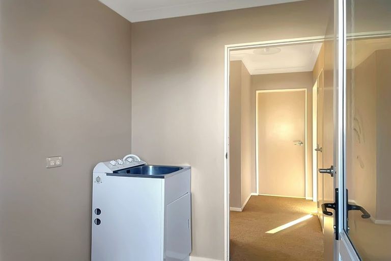 Photo of property in 10 Whenua View, Titahi Bay, Porirua, 5022