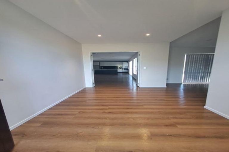 Photo of property in 18a Tuakau Road, Pukekohe, 2120