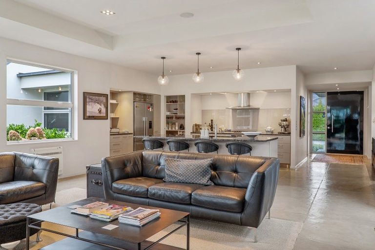 Photo of property in 98 Sutherlands Road, Halswell, Christchurch, 8025