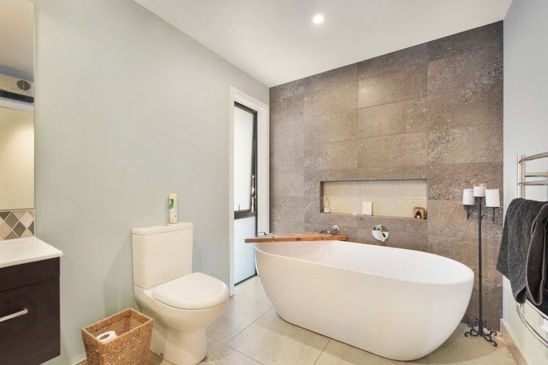 Photo of property in 15 Woolshed Drive, Stoke, Nelson, 7011