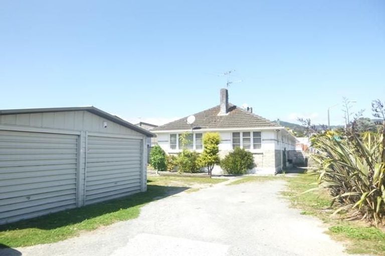 Photo of property in 12b Kiln Street, Silverstream, Upper Hutt, 5019