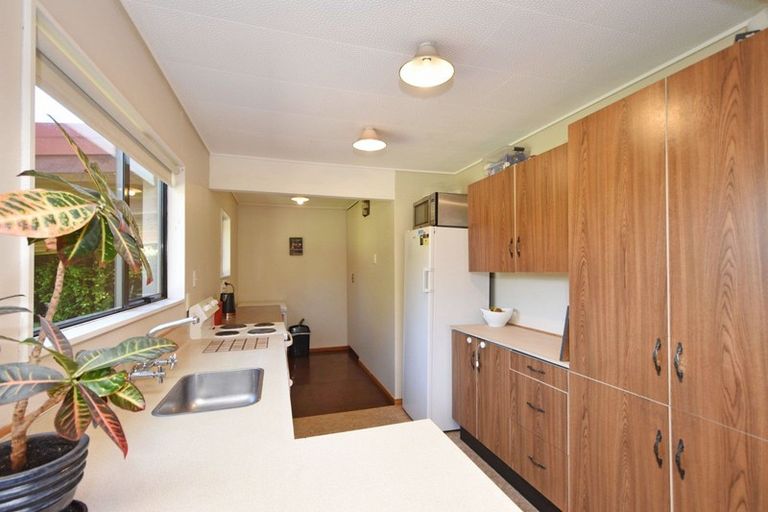 Photo of property in 82 Dunlop Street, Wallacetown, 9816