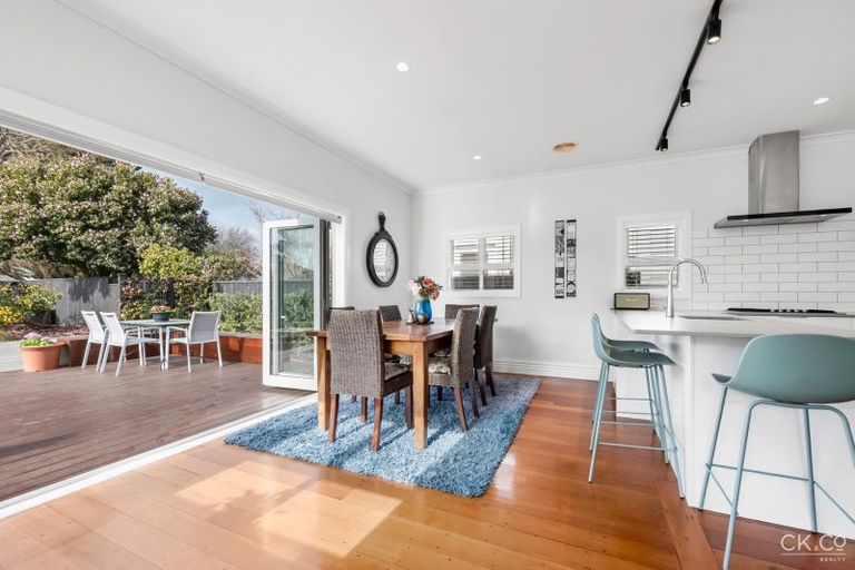 Photo of property in 12 Fitzherbert Street, Alicetown, Lower Hutt, 5010