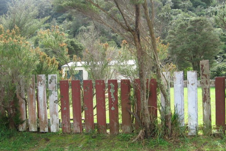 Photo of property in 9 Te Puru Creek Road, Te Puru, Thames, 3575