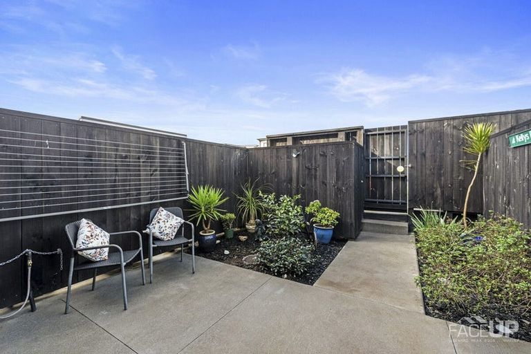 Photo of property in 18 Walter Merton Road, Hobsonville, Auckland, 0616