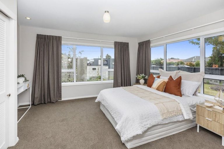 Photo of property in 254 Weston Road, Mairehau, Christchurch, 8052