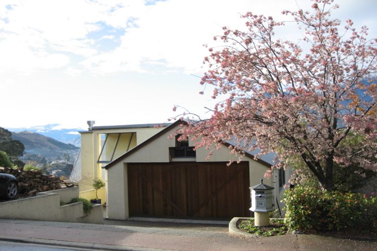 Photo of property in 16 Golden Terrace, Queenstown, 9300
