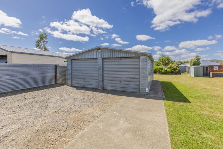 Photo of property in 40 Charles Street, Takapau, 4203