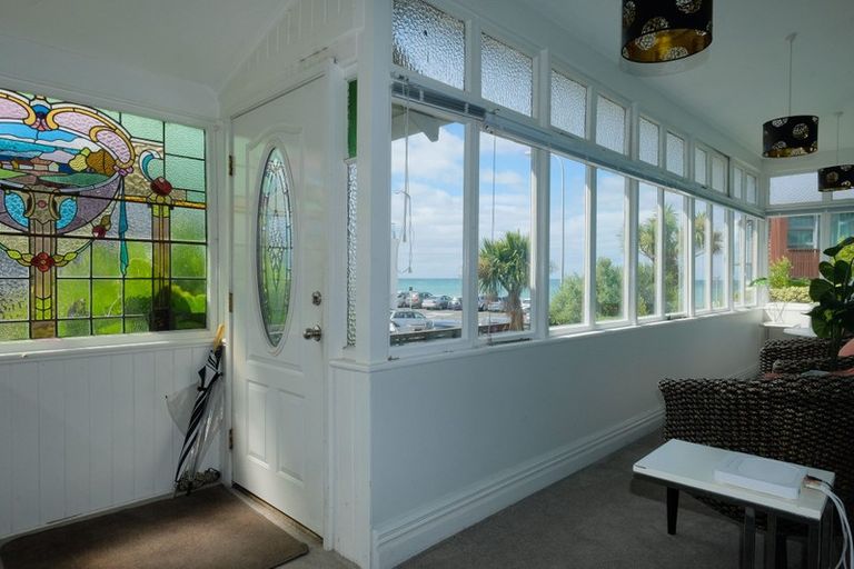 Photo of property in 1 Beach Street, Saint Clair, Dunedin, 9012