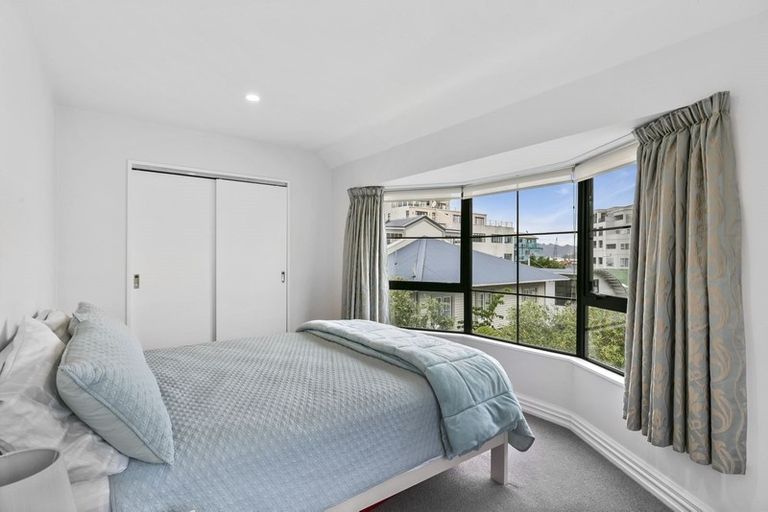 Photo of property in 16e Hobson Street, Thorndon, Wellington, 6011