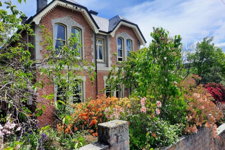 Photo of property in 20 Peel Street, Lawrence, 9532