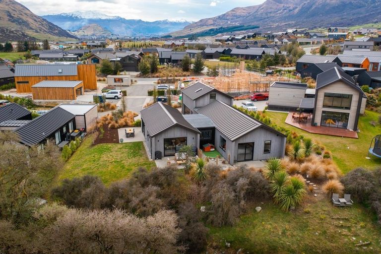 Photo of property in 5 Durness Court, Jacks Point, Queenstown, 9371