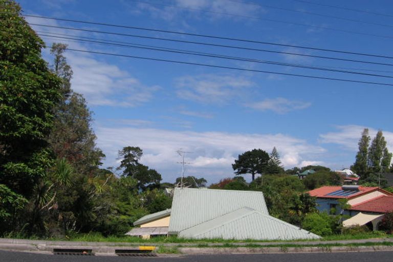 Photo of property in 23 Rewi Street, Torbay, Auckland, 0630