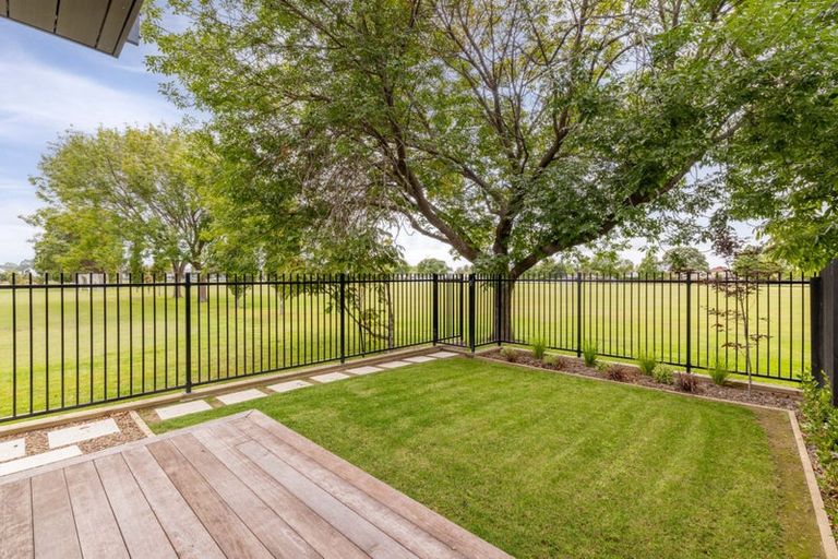 Photo of property in 7a Malaga Crescent, Harewood, Christchurch, 8051