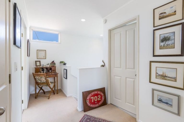 Photo of property in 896 Whangaparaoa Road, Manly, Whangaparaoa, 0930