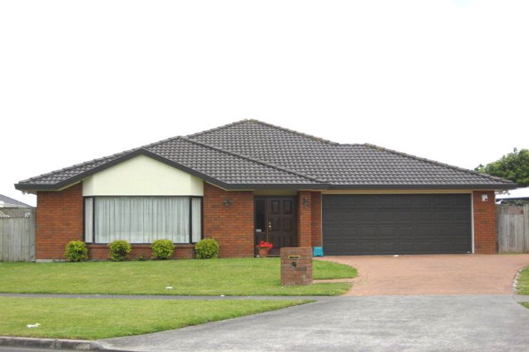 Photo of property in 35 Longford Park Drive, Takanini, 2112