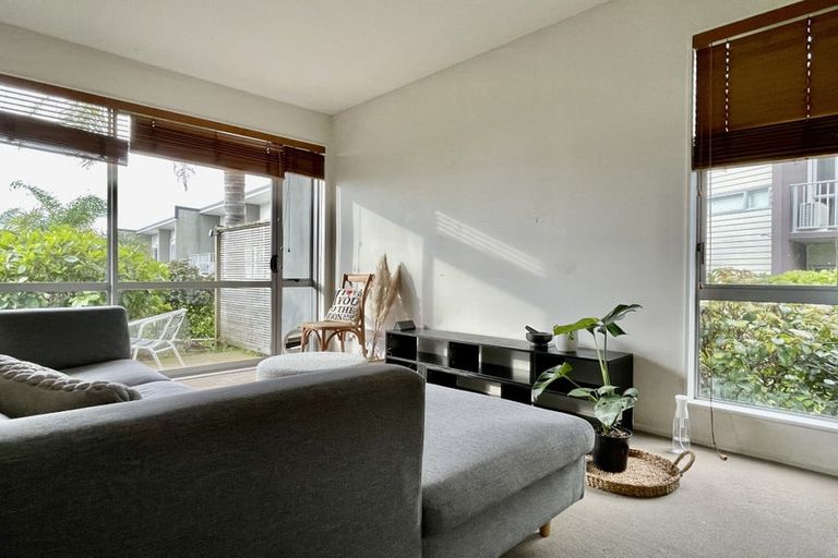 Photo of property in 29/7 Kelvin Hart Drive, East Tamaki, Auckland, 2013