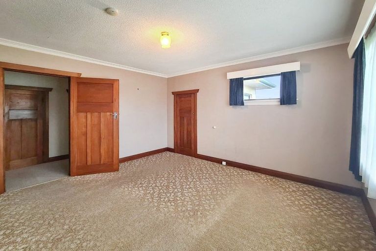 Photo of property in 12 Grey Street, Waitara, 4320