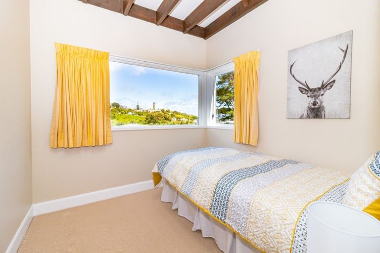 Photo of property in 20 Shakespeare Road, Bastia Hill, Whanganui, 4500