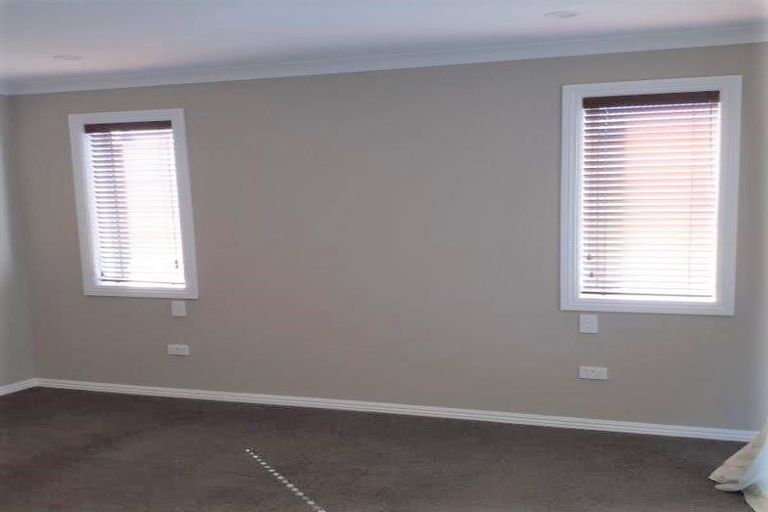 Photo of property in 10 Hickmott Street, Rangiora, 7400