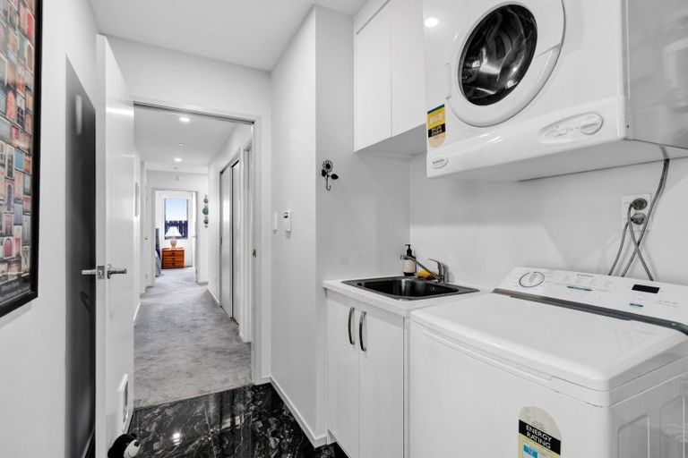 Photo of property in 3 Frederick Place, Whalers Gate, New Plymouth, 4310