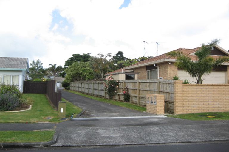 Photo of property in 8 Aristoy Close, Conifer Grove, Takanini, 2112