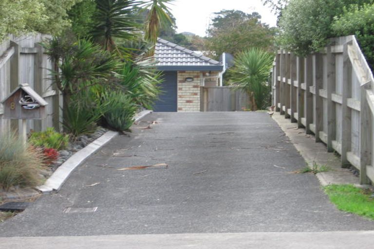 Photo of property in 8 Chadlington Avenue, Henderson, Auckland, 0612