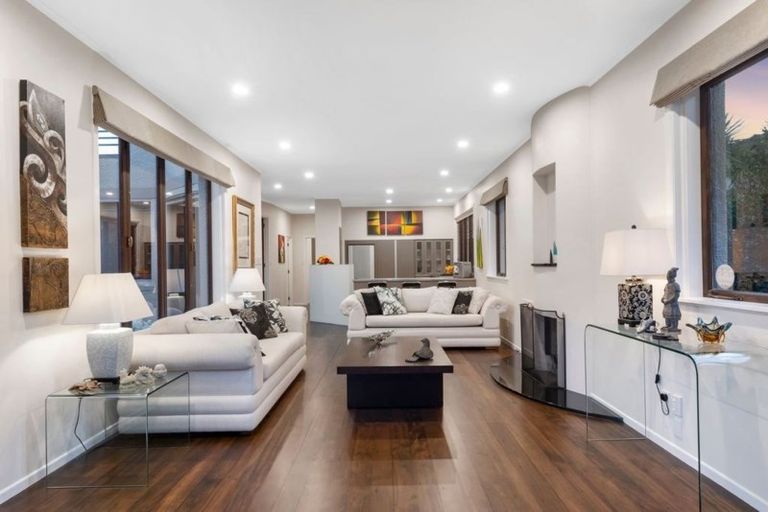 Photo of property in 1/2 Rahopara Street, Castor Bay, Auckland, 0620