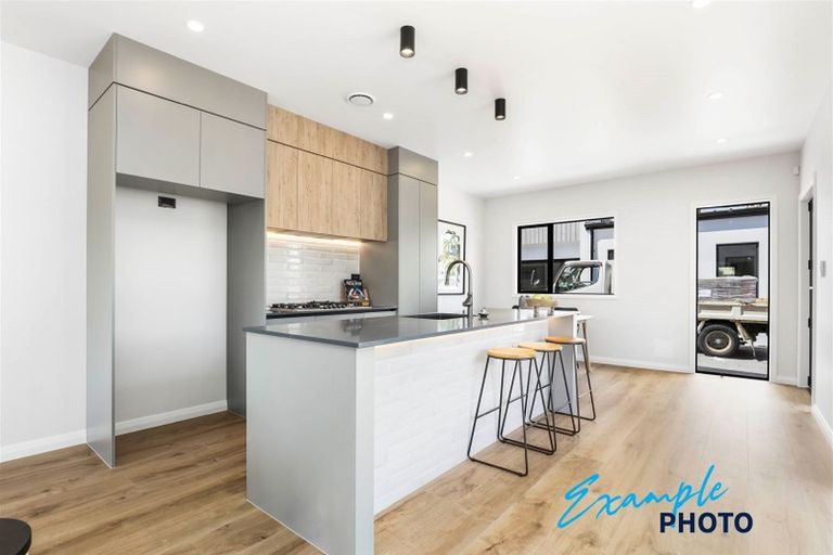 Photo of property in 4/64 Banbury Crescent, Fairfield, Hamilton, 3214