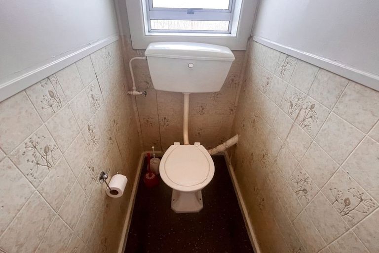 Photo of property in 1 Solent Place, Aranui, Christchurch, 8061