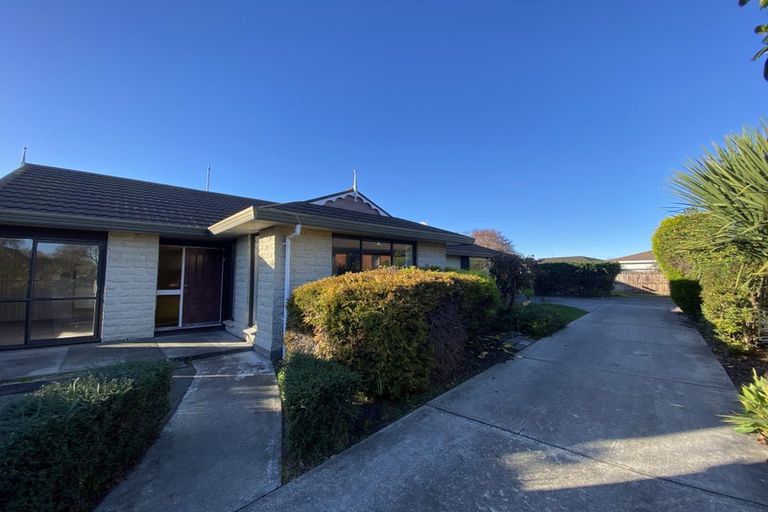 Photo of property in 9 Montclare Avenue, Ilam, Christchurch, 8041