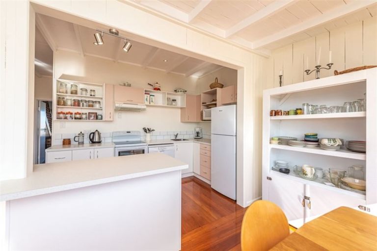 Photo of property in 40 Coleman Avenue, Waverley, 4591