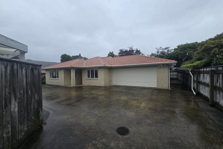 Photo of property in 31a Heretaunga Square, Silverstream, Upper Hutt, 5019