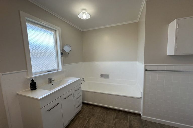 Photo of property in 11 Erin Street, Tikipunga, Whangarei, 0112