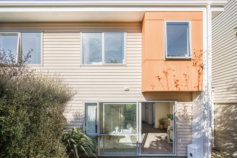 Photo of property in 9/2 Chelmsford Street, Ngaio, Wellington, 6035
