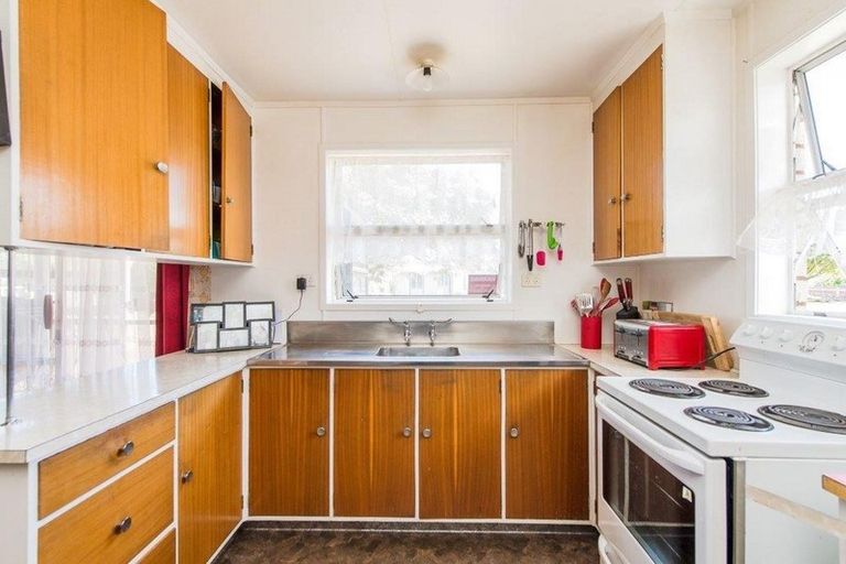 Photo of property in 2 Wilkie Street, Whanganui East, Whanganui, 4500