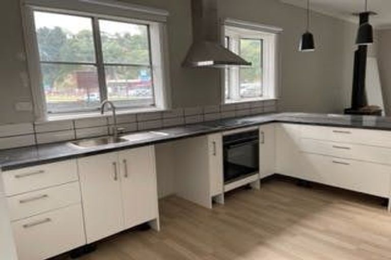 Photo of property in 19 Hyderabad Road, Marewa, Napier, 4110