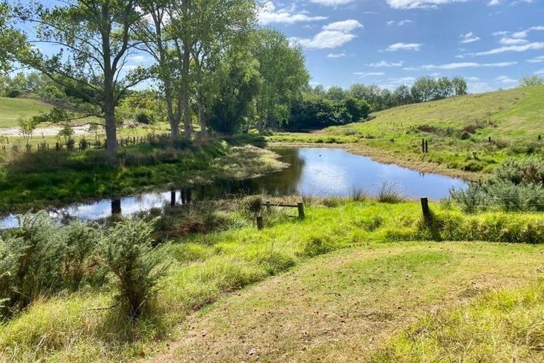 Photo of property in Redcliffs Road, Kerikeri, 0294