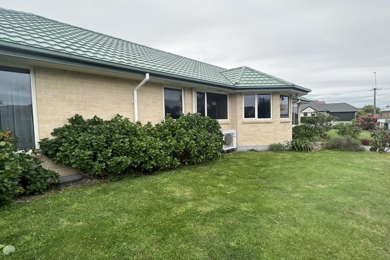 Photo of property in 537 Harewood Road, Harewood, Christchurch, 8051