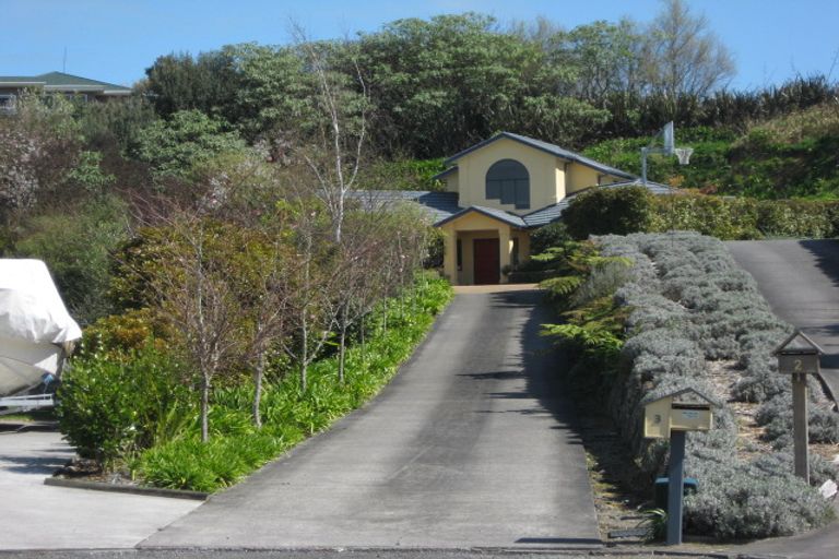 Photo of property in 3 Park View, Ferndale, New Plymouth, 4310