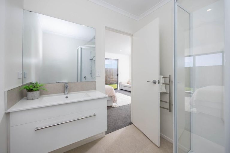 Photo of property in 6 Pukaki Place, Baverstock, 3200