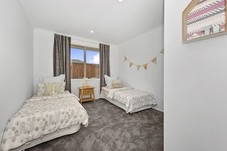 Photo of property in 17 Sydney Place, Flagstaff, Hamilton, 3210