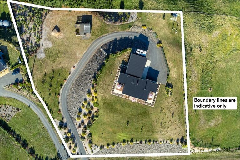 Photo of property in 9 Kristin Place, Manakau, Levin, 5573